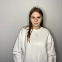 LoraAlltop's Profile Pic