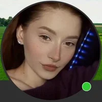 LizzyJordansxox Adlı Modelin Avatarı