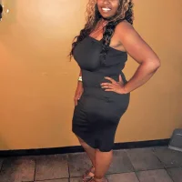 seronica's Profile Pic