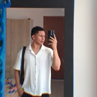 Liams18 Adlı Modelin Avatarı