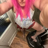hotTransvestite's Profile Pic