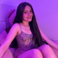 serena_curves's Profile Pic