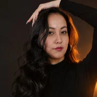 victoria_vallmonte's Avatar Pic