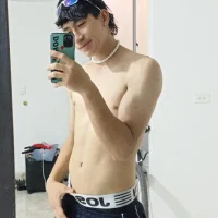 bitch_and_aron01's Profile Pic