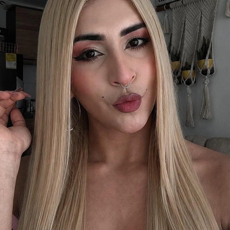 isa_fox_23 profile photo