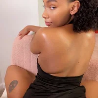 EatSweetMolly's Avatar Pic