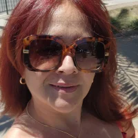 Roxy_Paris's Profile Pic