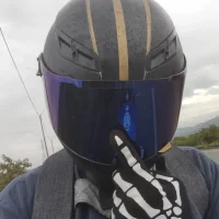 leon0725's Profile Pic