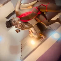 taylor_hot98 webcam