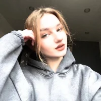 LavinaBattistone's Avatar Pic