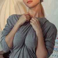 Rose_Olivia এর প্রোফাইল ছবি