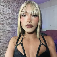 kitty_queen10 Adlı Modelin Avatarı