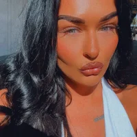 Isabellaaxx's Avatar Pic