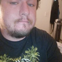 chubbywhiteguy420's Avatar Pic