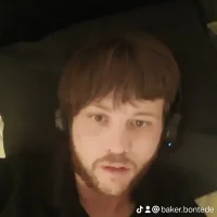 domlovespussy69's Profile Pic