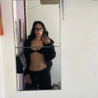 Alinishy's Profile Pic