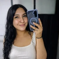 Sofi_i's Profile Pic