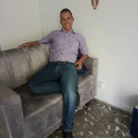 top_johnson's Profile Pic