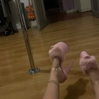 cherryylips's Profile Pic
