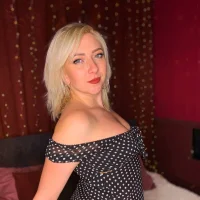 Gambar Profil Alisia__Flo