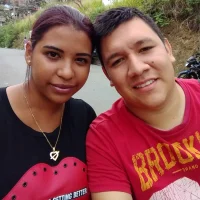 KendraAndBrad's Avatar Pic