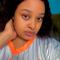 pleasureBee's Profile Pic