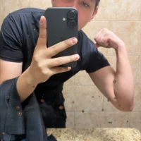 Chrikio's Profile Pic