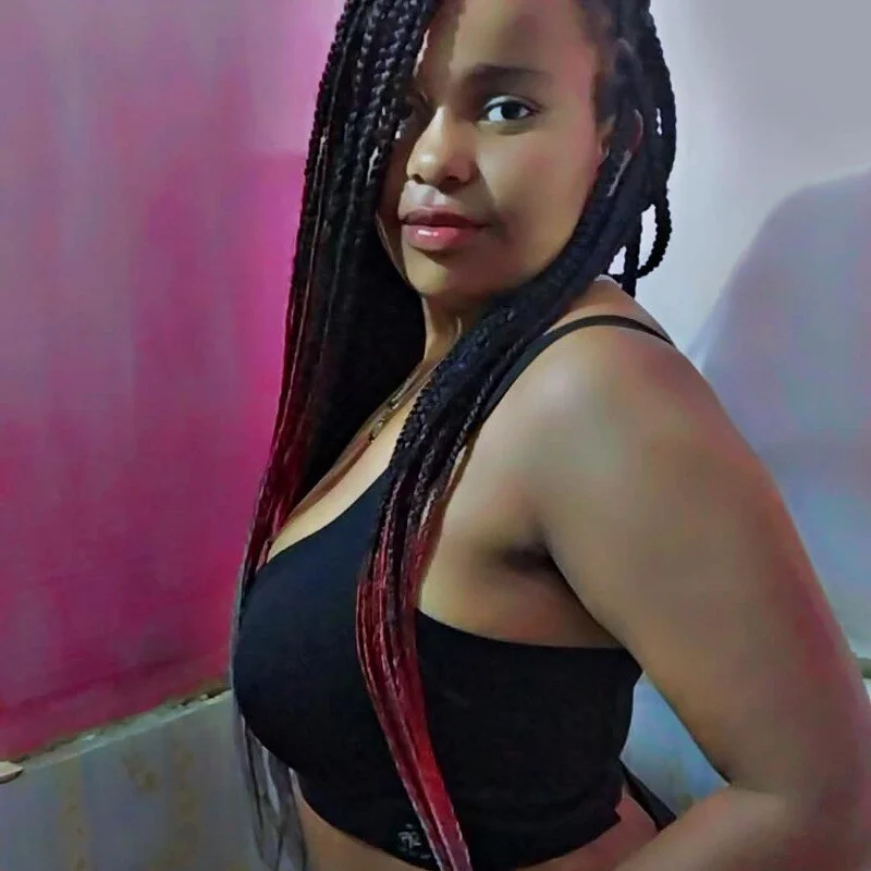 CurvyCharmsTush Stripchat profile image