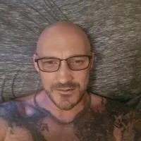 uncutexcon
