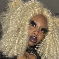 Awatar – Miss-Bunix-