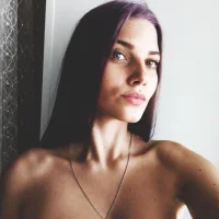 Emmalash 的个人资料图片