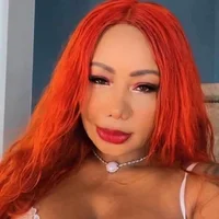 mary_kisses
