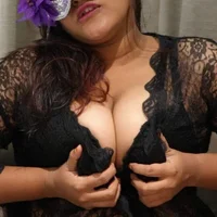 Arashiya_Khan