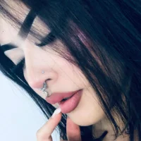 hollycute__'s Avatar Pic