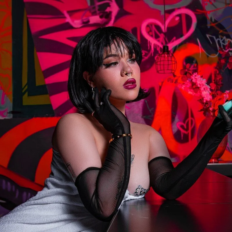 albaismynameX live cam profile