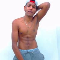 blackwhatsappcm's Profile Pic