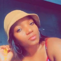 QueenL27 model avatar