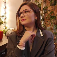 Emmiebutwihu webcam model