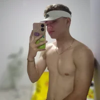 cristopher-2004's Profile Pic