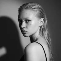 RendaBacke Poză de profil