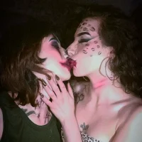 AlexxaAndRileyy avatarbilde