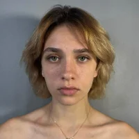 EdithCrock's Profile Pic