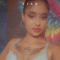 PetiteTeeen69's Avatar Pic