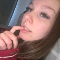 ellarose2828's Avatar Pic