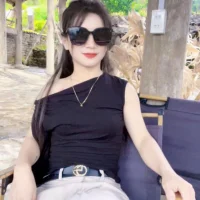 Mia_Squirt1