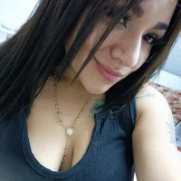 صورة الملف الشخصي لـ Adeline15