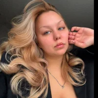 nika263's Profile Pic