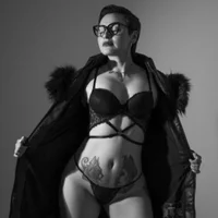 kat_paradise's Avatar Pic