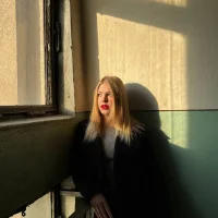 Slika avatara modela MiaMooon05