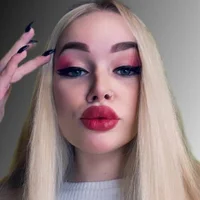 snake_girl_'s Profile Pic